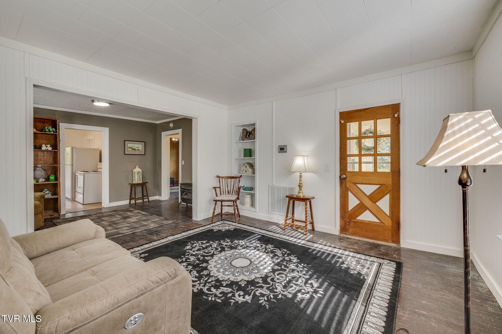 225 Washington College Station Road Limestone, TN 37681 - Photo 6 of 25 006