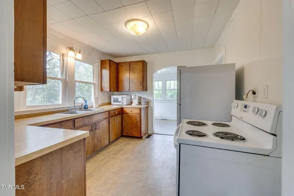 $214,000 | 225 Washington College Station Road, Limestone, TN 37681
