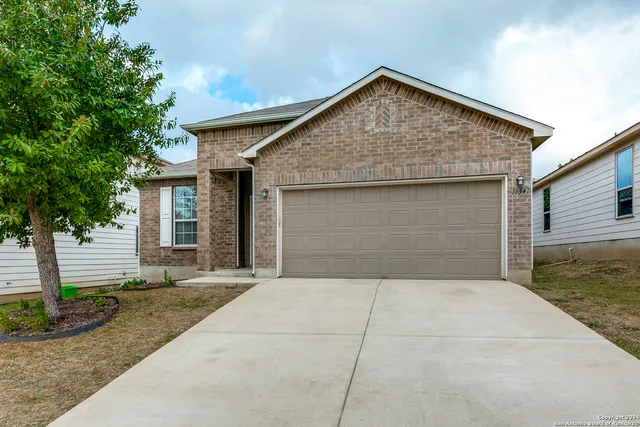 $1,800 | 11341 Fine Design, San Antonio, TX 78245