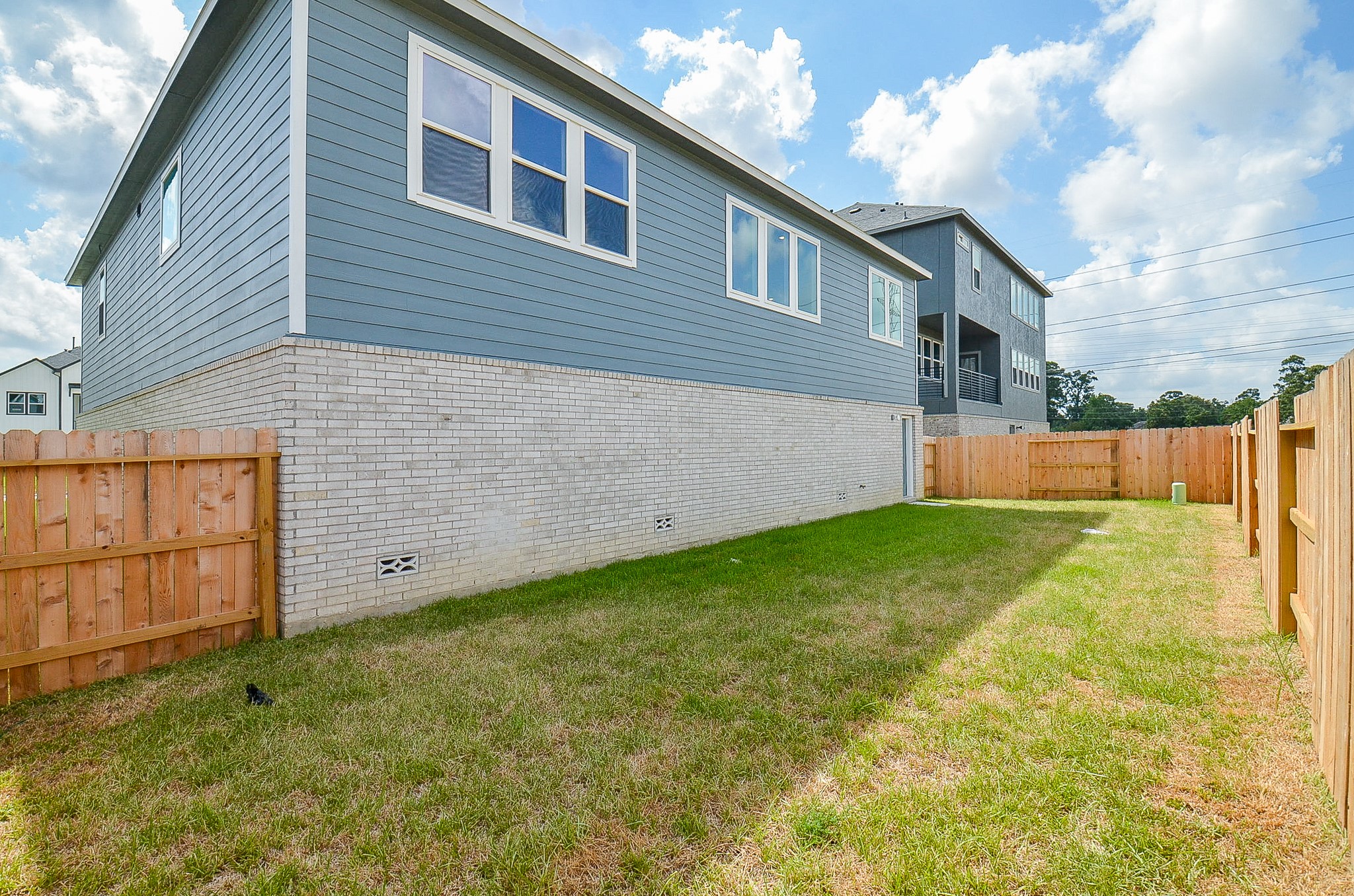 20637 Dynamic Court Humble, TX 77338 - Photo 30 of 32 a backyard of a house