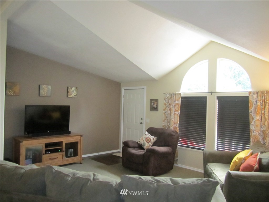 2950 Rose Valley Road Kelso, WA 98626 - Photo 8 of 22 Gallery Image 8