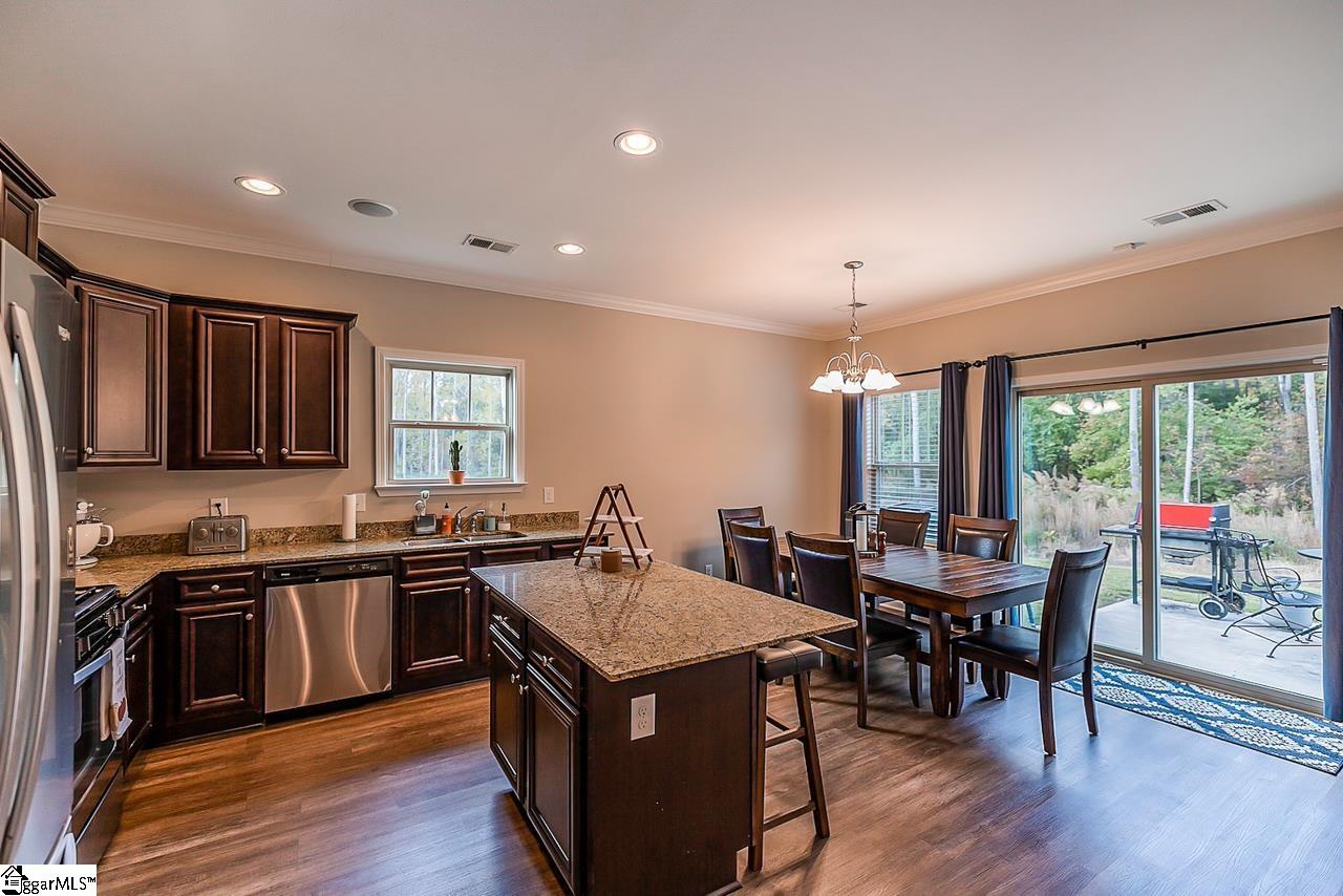 200 Whitby Court Fountain Inn, SC 29644 - Photo 6 of 26 Gallery Image 6