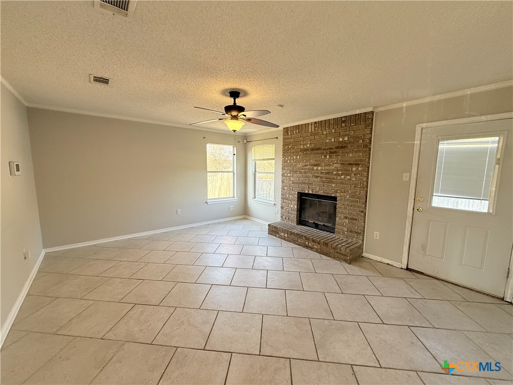 206 Atkinson Avenue Copperas Cove, TX 76522 - Photo 4 of 38