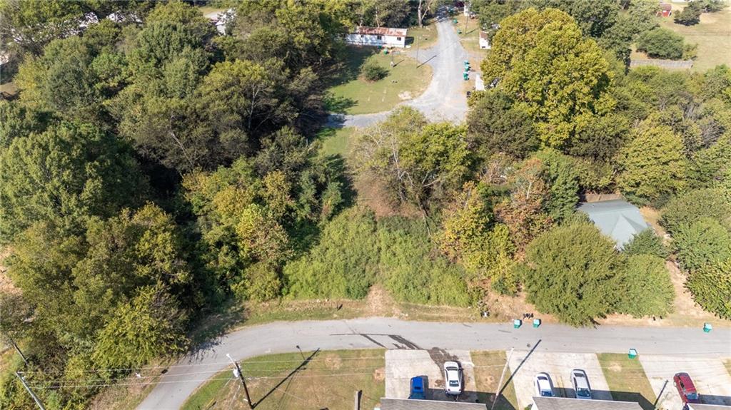 270 Lawrence Street Adairsville, GA 30103 - Photo 2 of 6