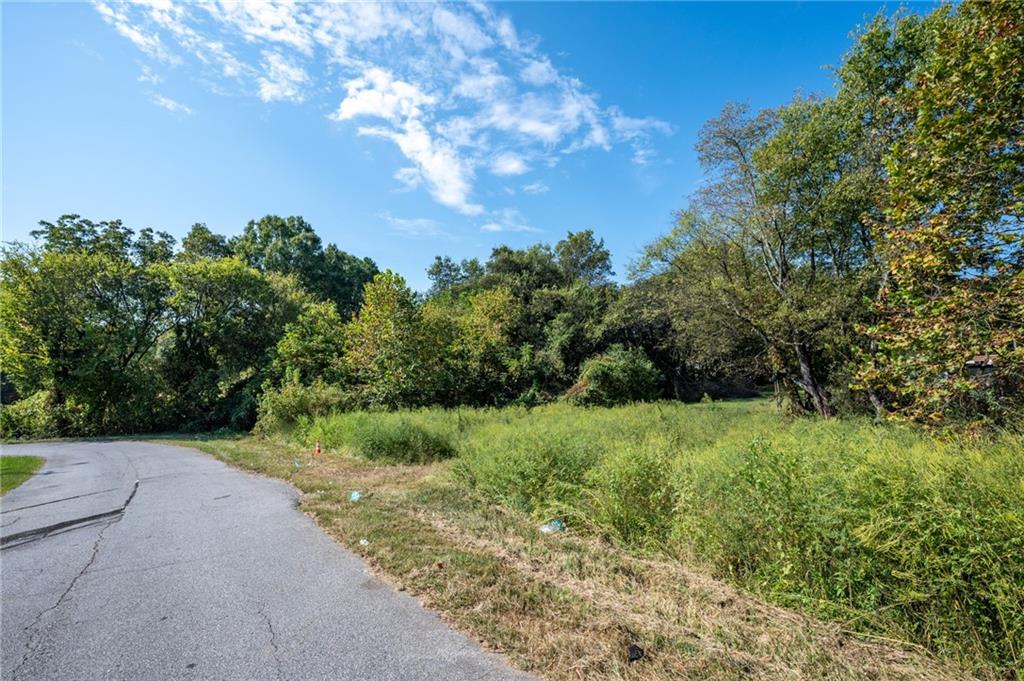 270 Lawrence Street Adairsville, GA 30103 - Photo 5 of 6