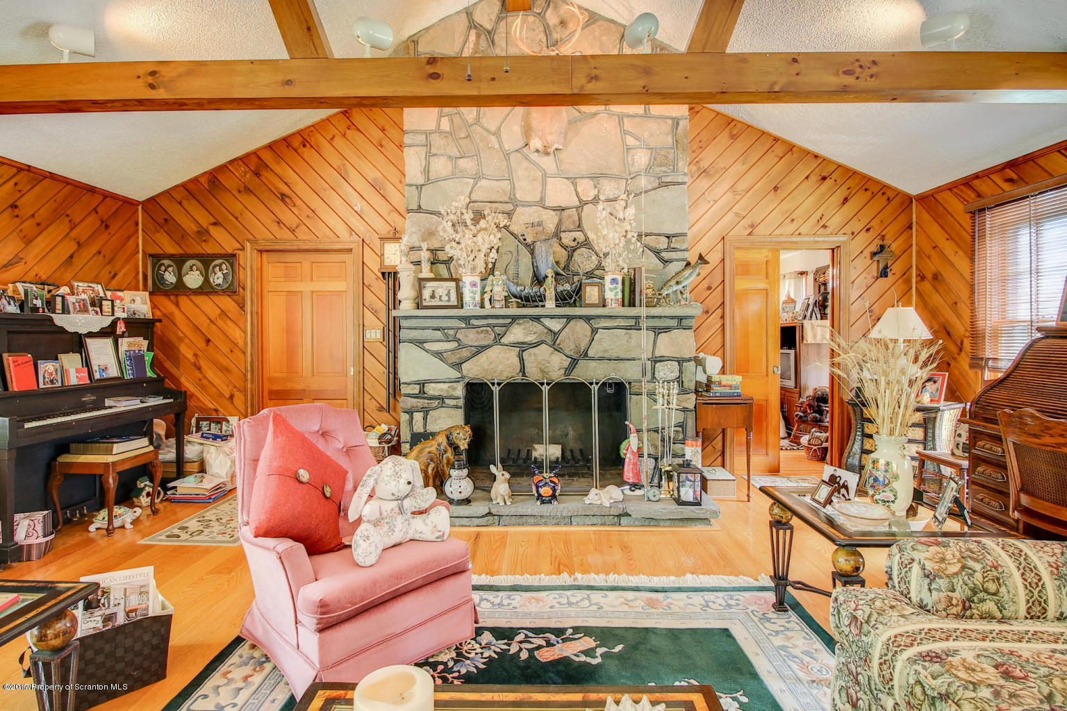 203 McKinney Road Waymart, PA 18472 - Photo 5 of 28 Gallery Image 5