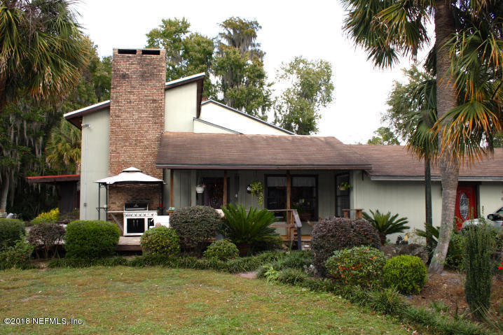 9226 Southwest 71 Street Hampton, FL 32044 - Photo 8 of 38 side of home