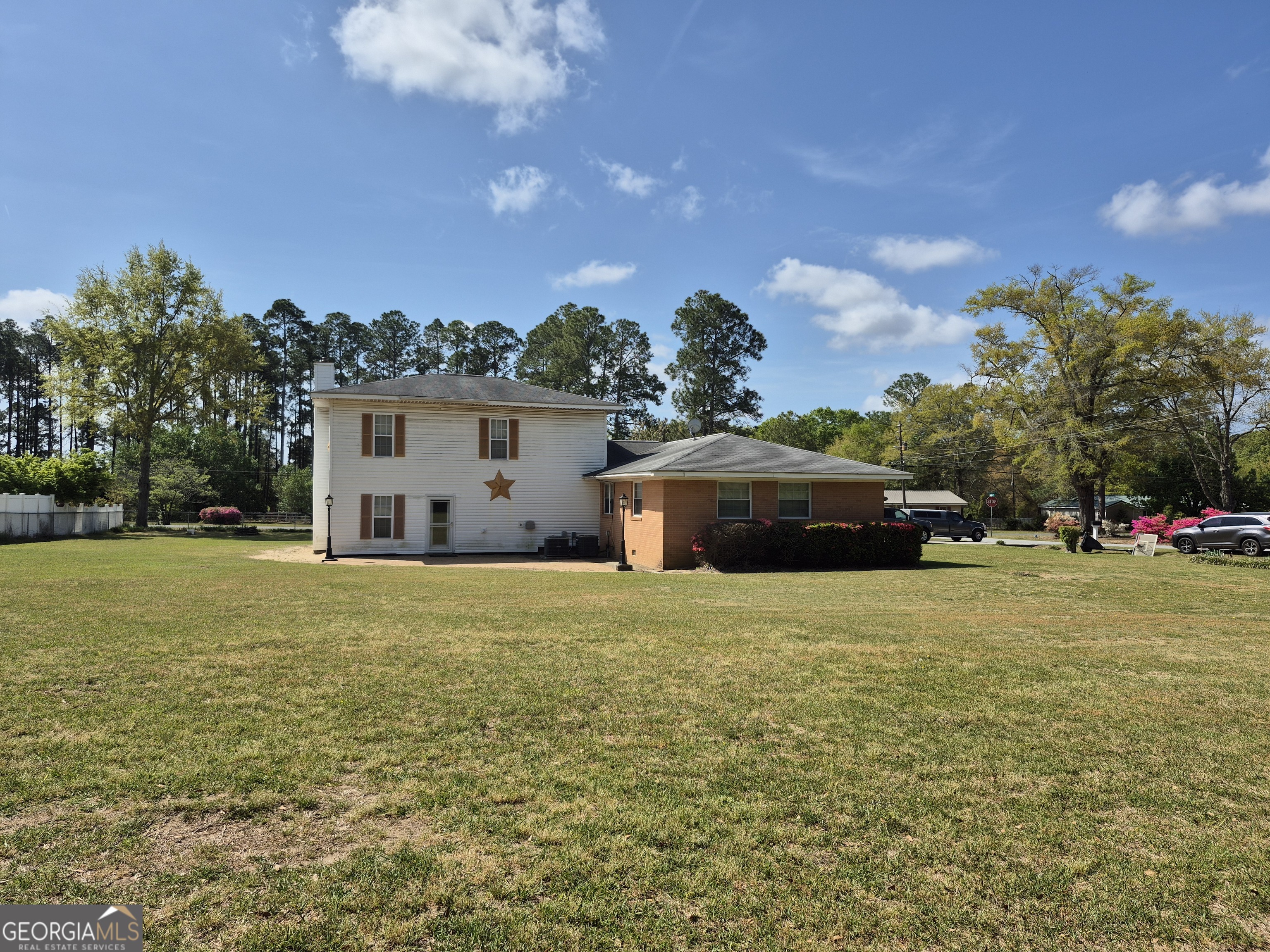 13 Marshall Street Butler, GA 31006 - Photo 7 of 27 a house view with a garden space