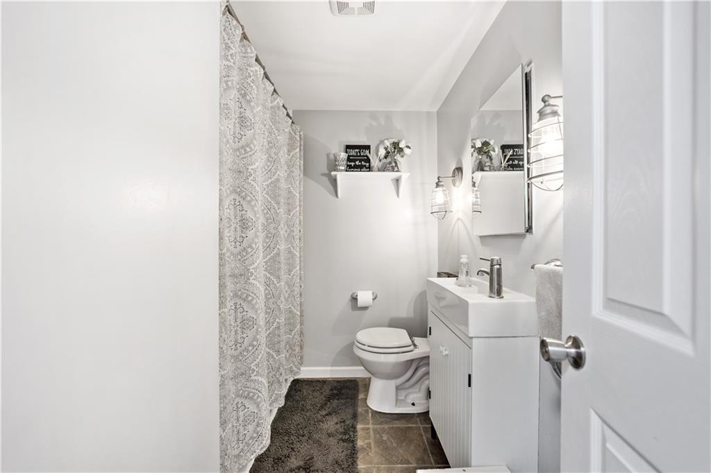 304 North Branch Road Oakdale, PA 15071 - Photo 9 of 25 Gallery Image 9