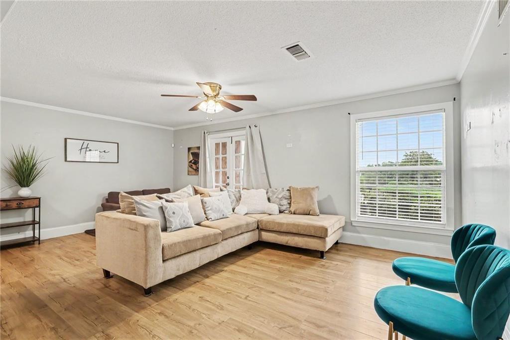 129 Rue Fontaine Lithonia, GA 30038 - Photo 4 of 27
