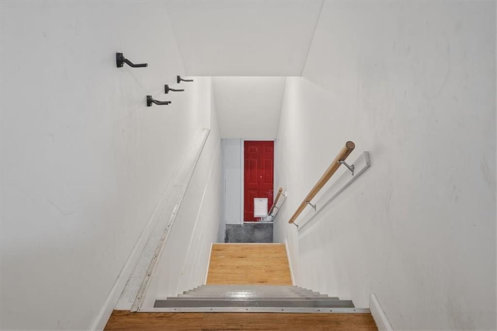 1491 Booze Mountain Road Silver Creek, GA 30173 - Photo 26 of 41 a view of entryway