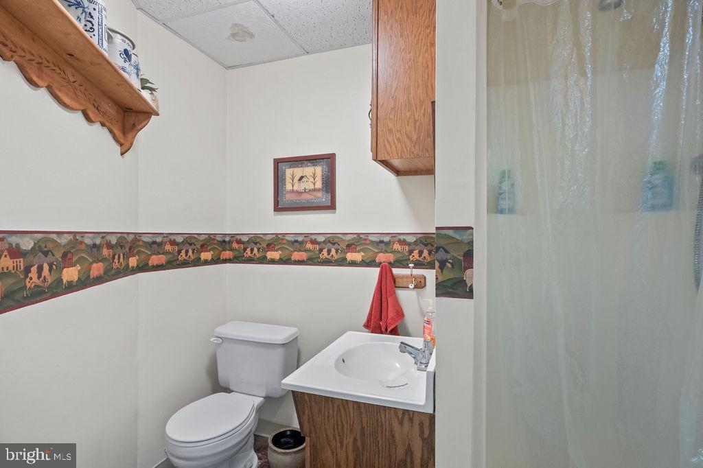 350 Big Spring Road Robesonia, PA 19551 - Photo 38 of 55 Charming bathroom with rustic accents.