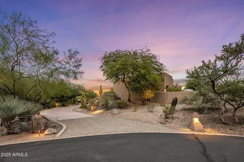 $2,295,000 | 8400 East Dixileta Drive, Unit 147, Scottsdale, AZ 85266