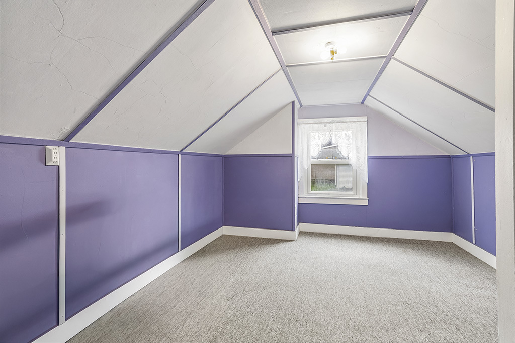 302 East Division Street Lemont, IL 60439 - Photo 22 of 26 a view of an empty room with a window