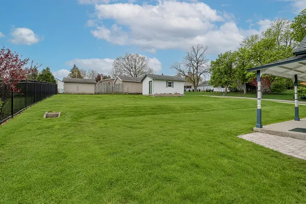 $339,900 | 302 East Division Street, Lemont, IL 60439