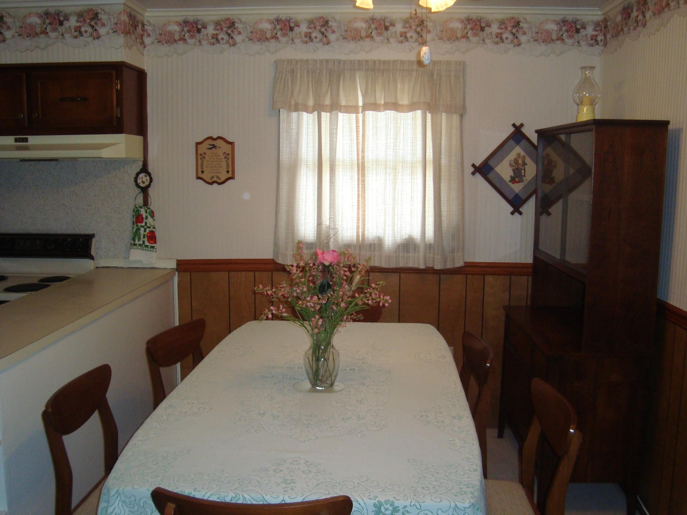 3288 Read Mountain Road Roanoke, VA 24019 - Photo 6 of 14 Dining Room