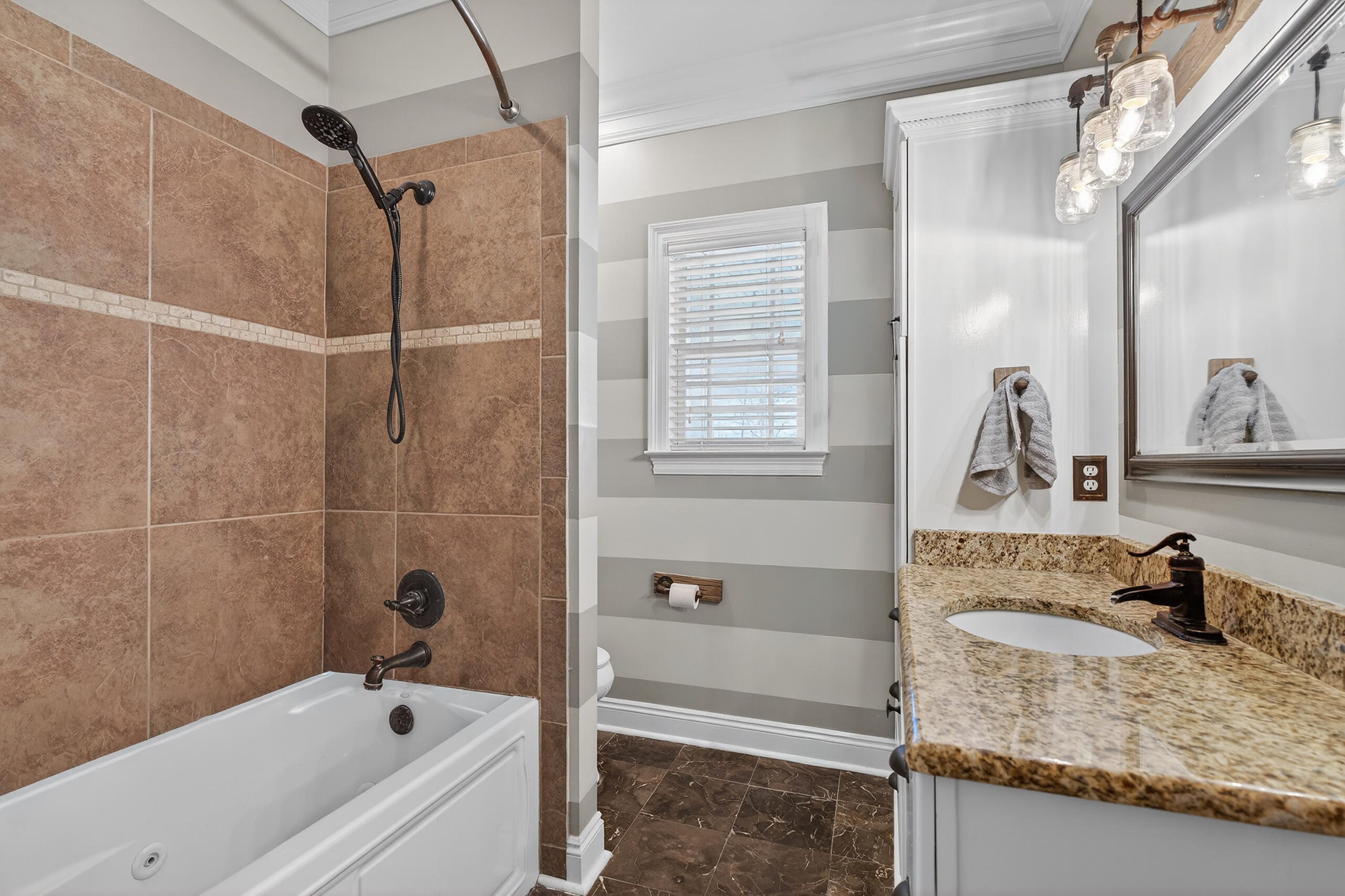 7935 Peacock Road Baker, FL 32531 - Photo 33 of 70 Bath2