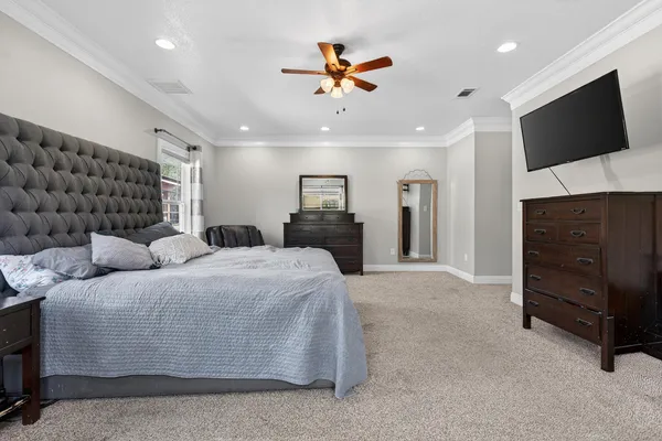 $699,999 | 7935 Peacock Road, Baker, FL 32531