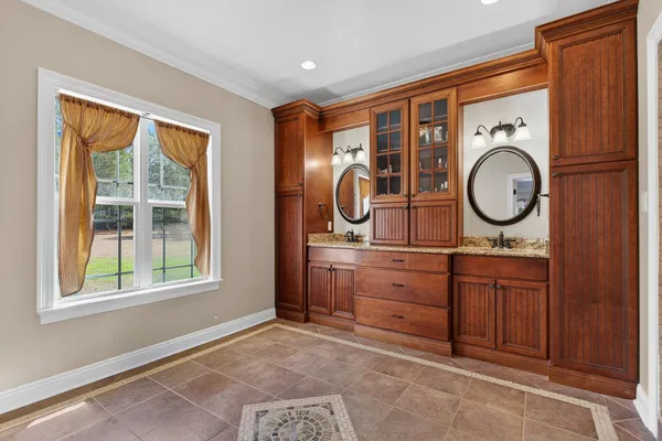 $699,999 | 7935 Peacock Road, Baker, FL 32531
