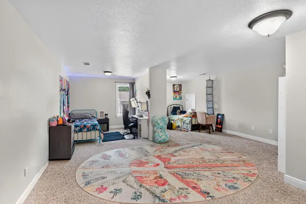 $699,999 | 7935 Peacock Road, Baker, FL 32531