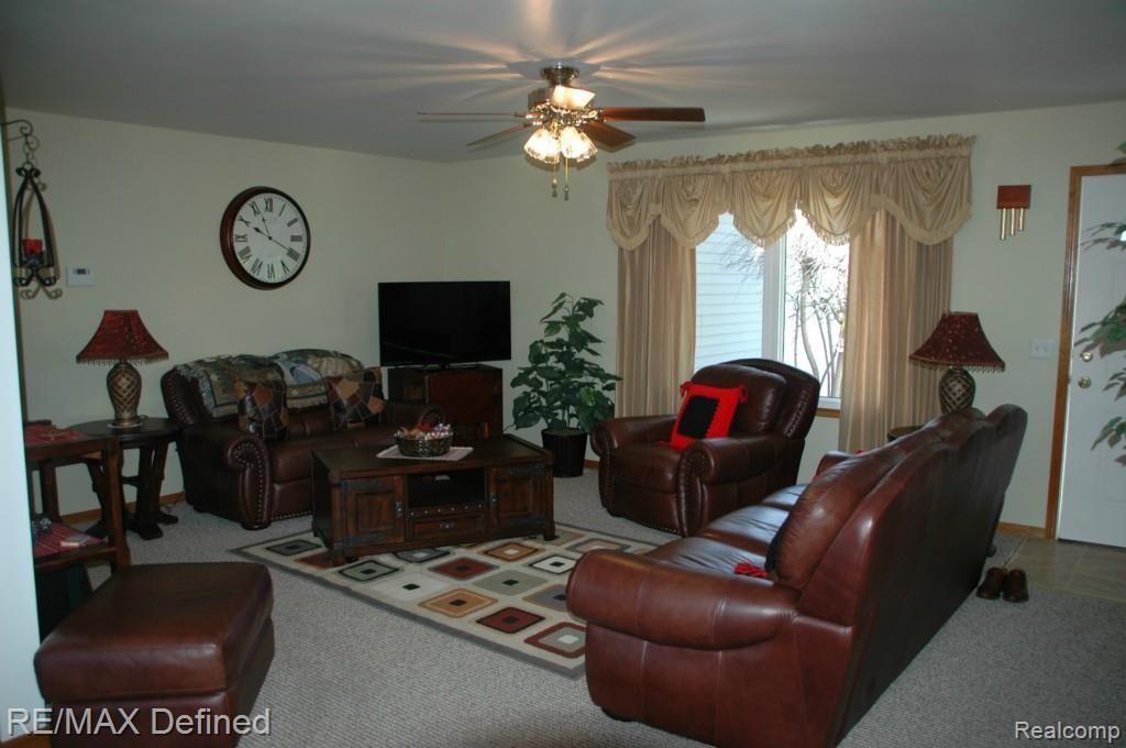 7430 Avoca Road North Street, MI 48049 - Photo 20 of 29 DSC_7143.jpg