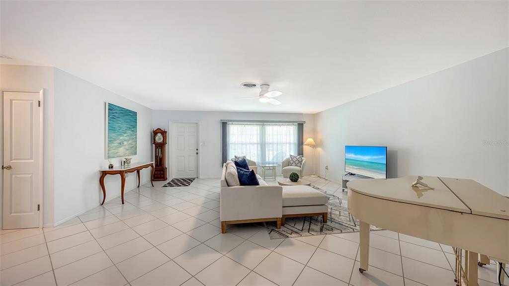 524 Glen Oak Road Venice, FL 34293 - Photo 9 of 34