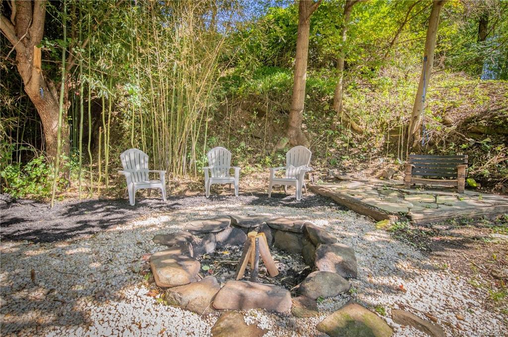 183 Spring Mountain Road Fairview, NC 28730 - Photo 19 of 27 Gallery Image 19