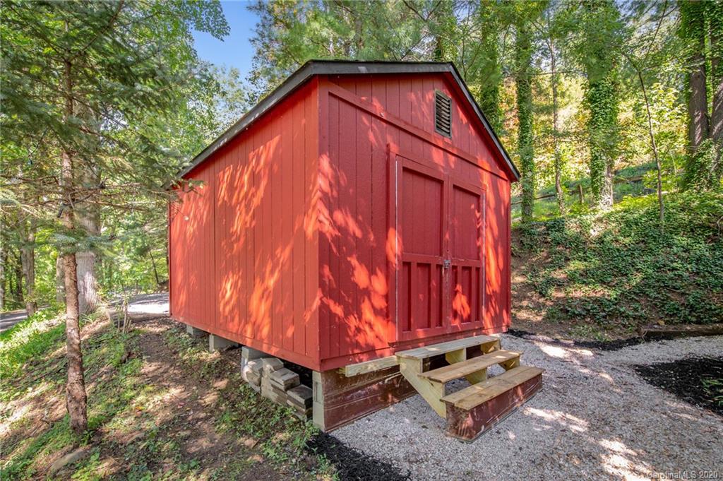 183 Spring Mountain Road Fairview, NC 28730 - Photo 26 of 27 Gallery Image 26