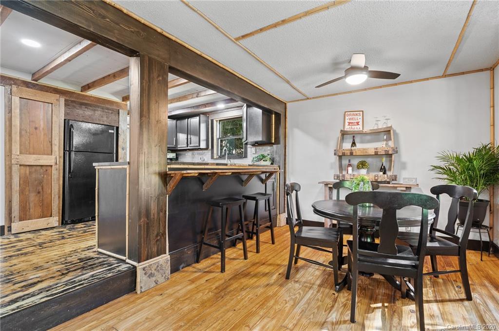 183 Spring Mountain Road Fairview, NC 28730 - Photo 5 of 27 Gallery Image 5