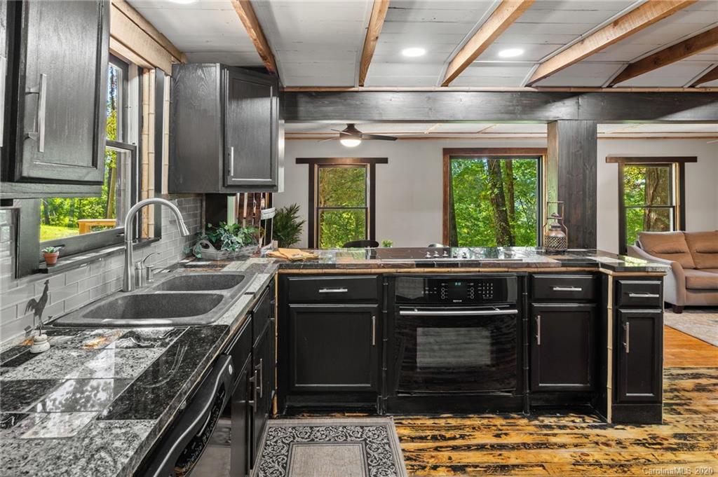 183 Spring Mountain Road Fairview, NC 28730 - Photo 7 of 27 Gallery Image 7