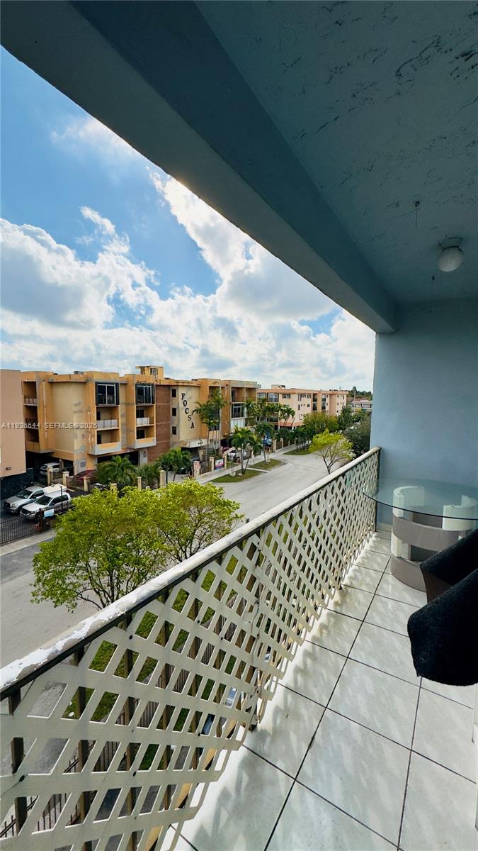 6070 West 19th Avenue, Unit 307 Hialeah, FL 33012 - Photo 19 of 19