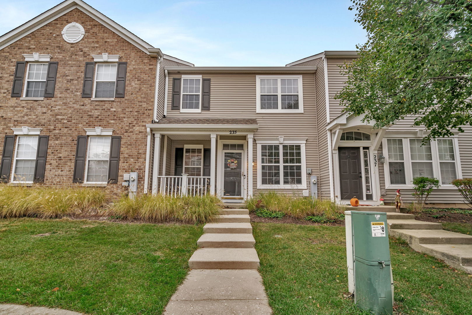 235 Springbrook Trail South Oswego, IL 60543 - Photo 23 of 27 Gallery Image 23
