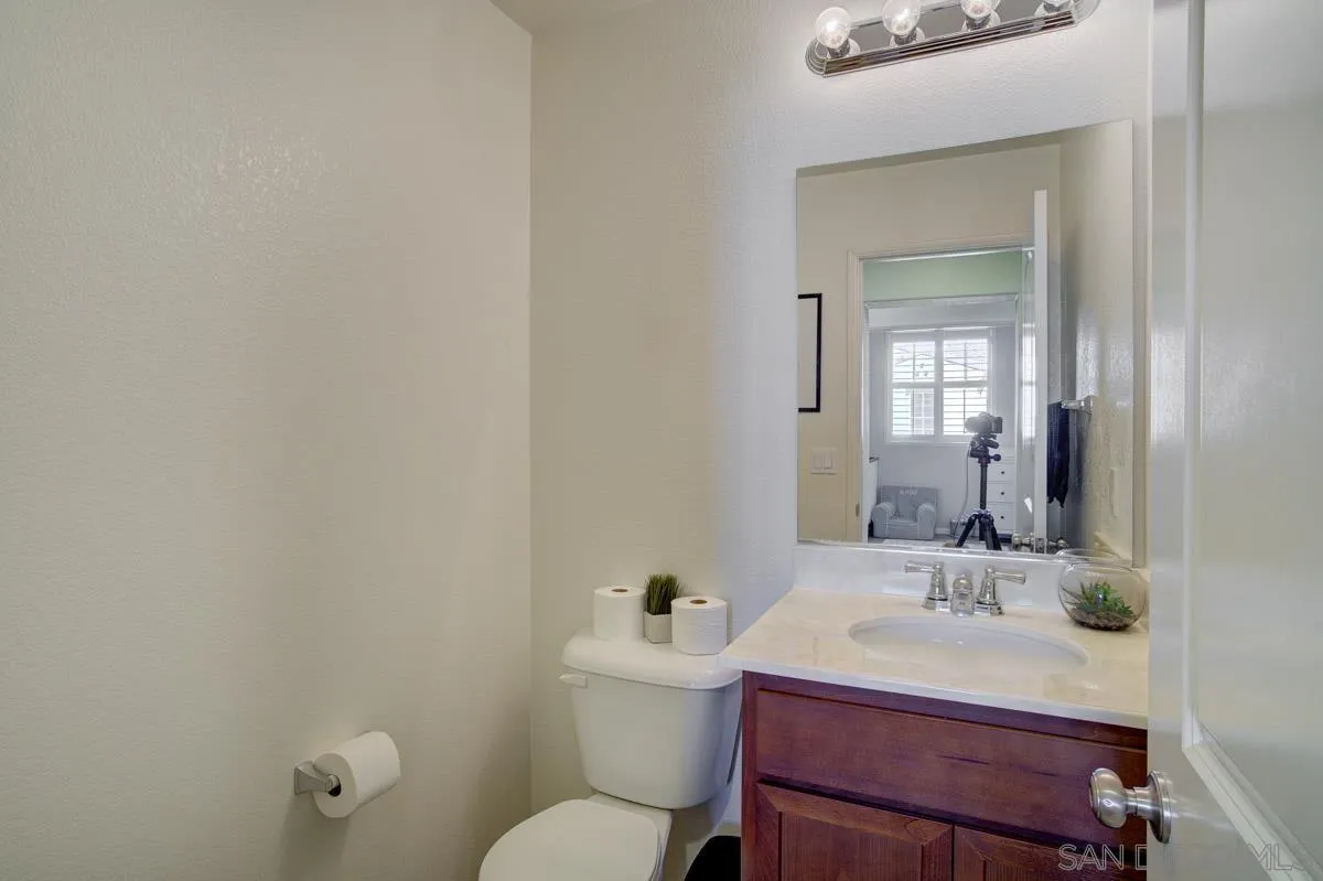 1405 Santa Victoria Road, Unit 1 Chula Vista, CA 91913 - Photo 16 of 34 Gallery Image 16