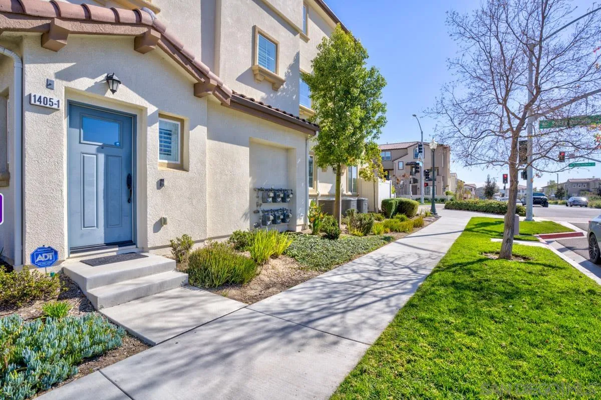 1405 Santa Victoria Road, Unit 1 Chula Vista, CA 91913 - Photo 2 of 34 Gallery Image 2