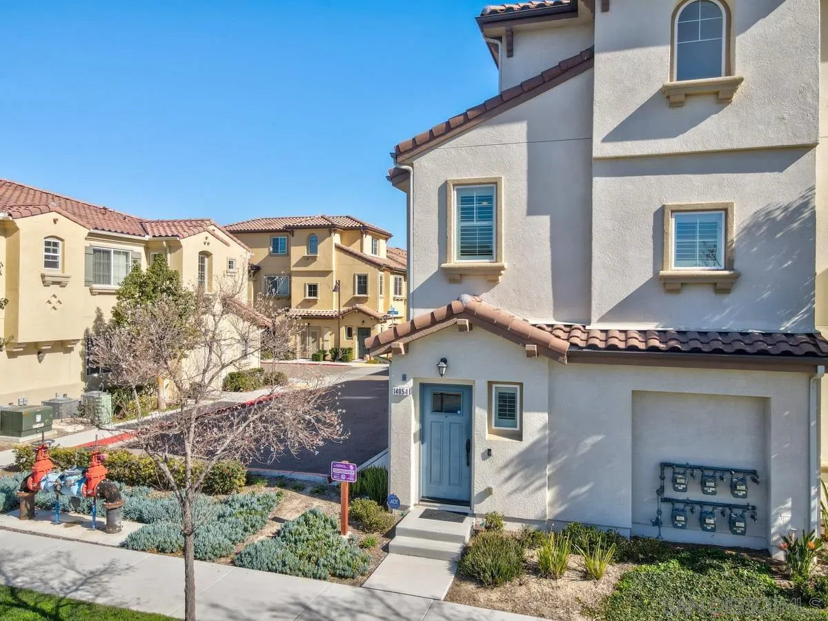 1405 Santa Victoria Road, Unit 1 Chula Vista, CA 91913 - Photo 3 of 34 Gallery Image 3
