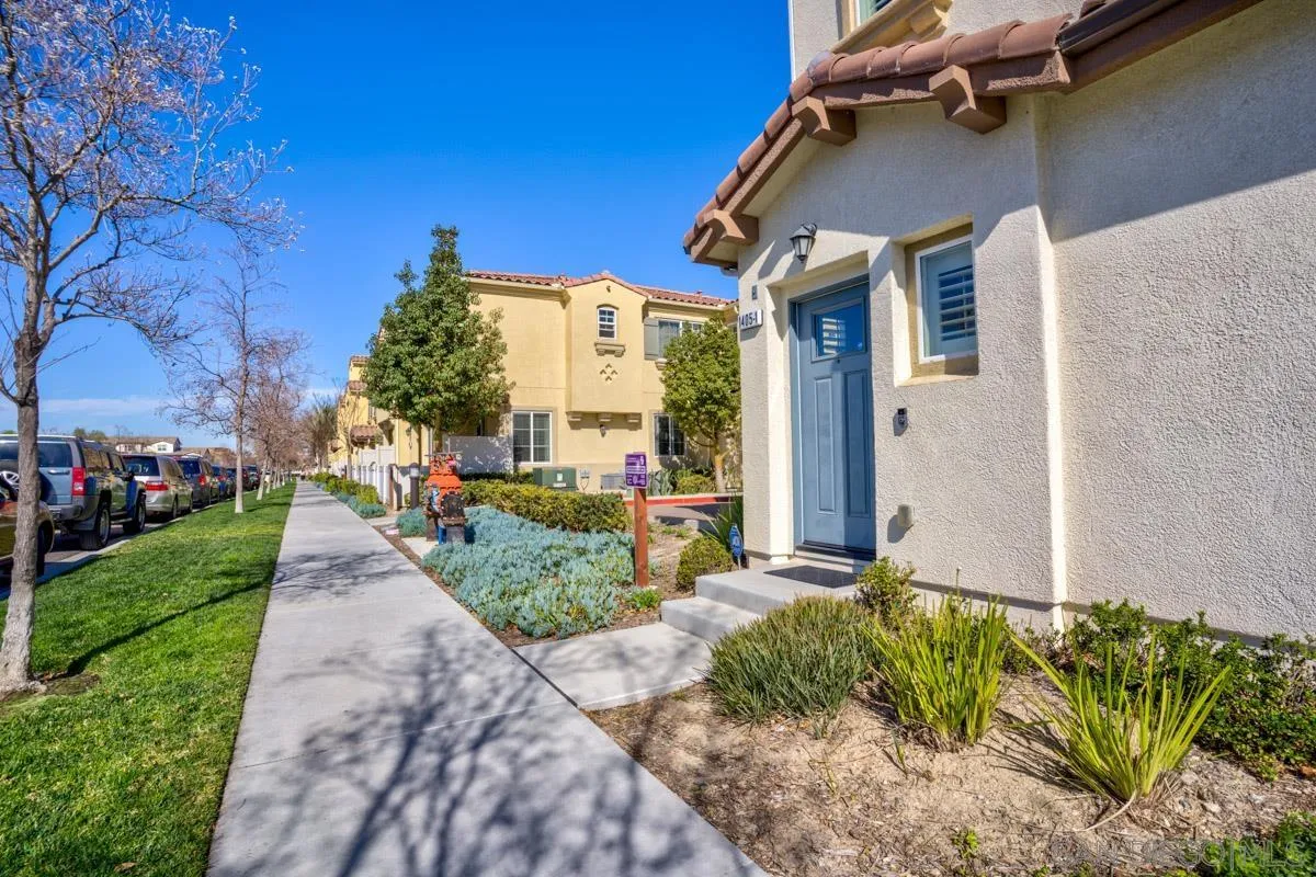 1405 Santa Victoria Road, Unit 1 Chula Vista, CA 91913 - Photo 4 of 34 Gallery Image 4