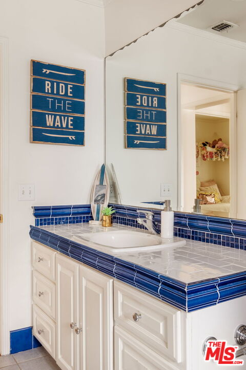 1265 Inverness Drive Pasadena, CA 91103 - Photo 40 of 56