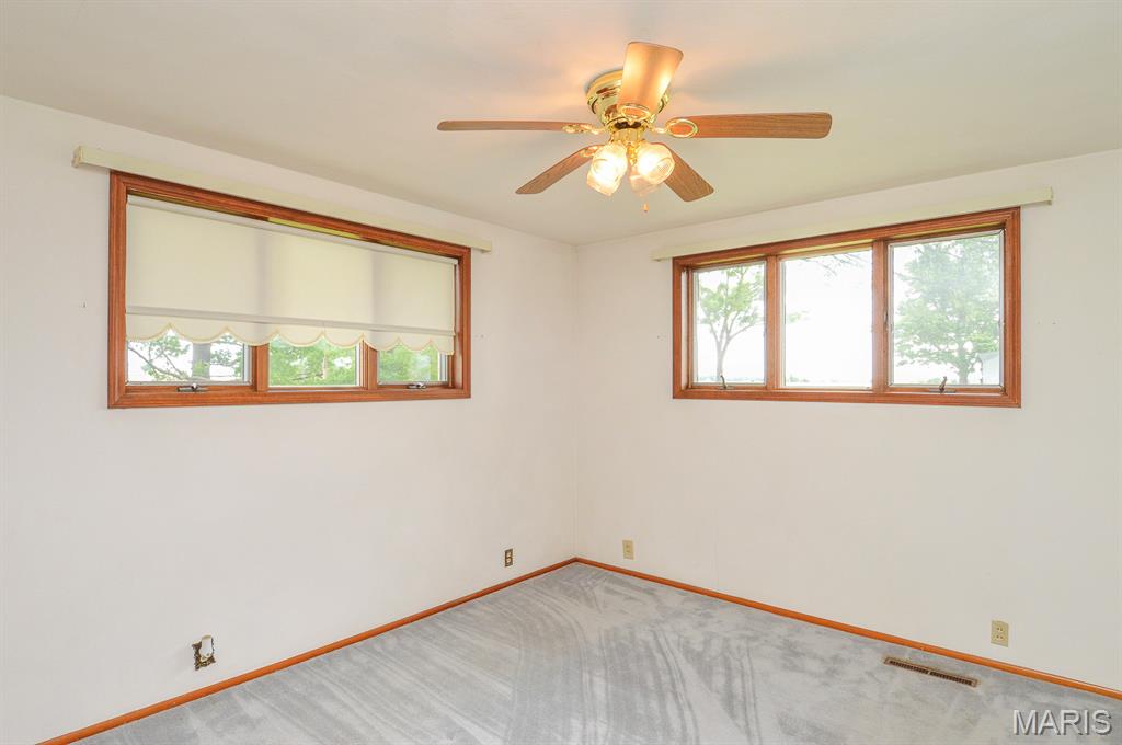 2430 Beckmann Road Lenzburg, IL 62255 - Photo 24 of 54