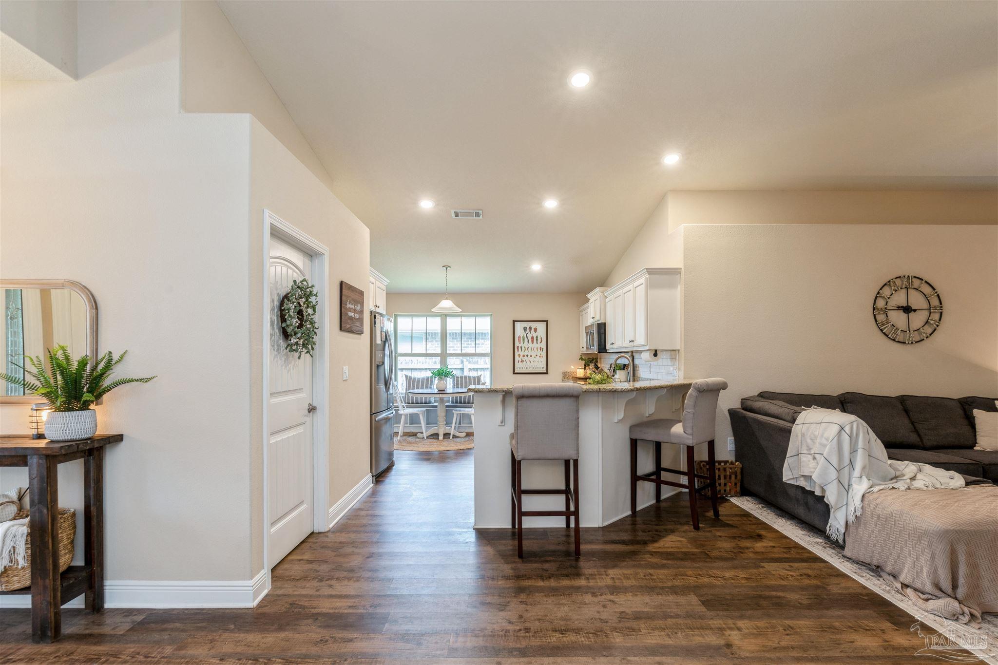 2084 Bergren Road Gulf Breeze, FL 32563 - Photo 11 of 35 Gallery Image 11
