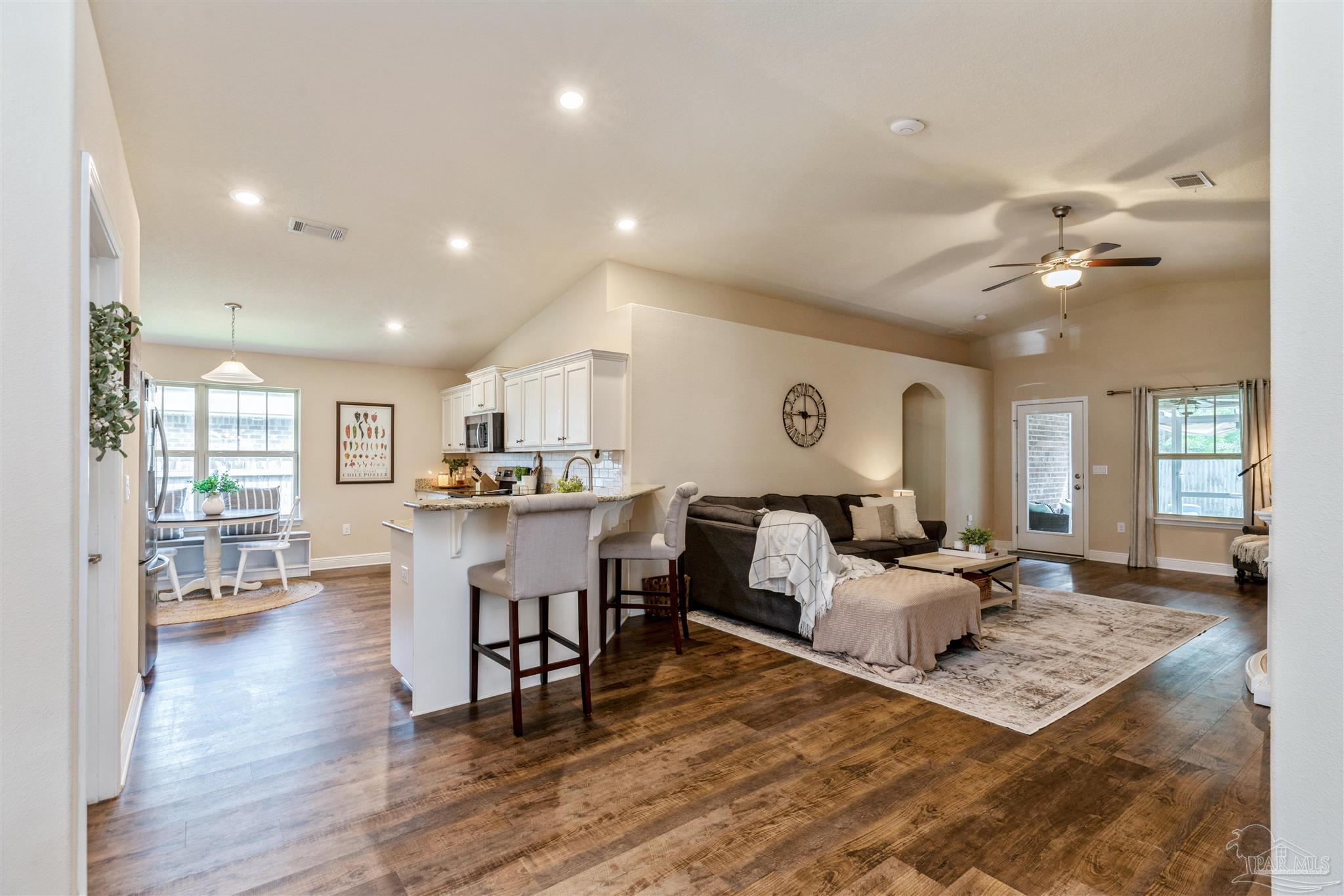 2084 Bergren Road Gulf Breeze, FL 32563 - Photo 12 of 35 Gallery Image 12