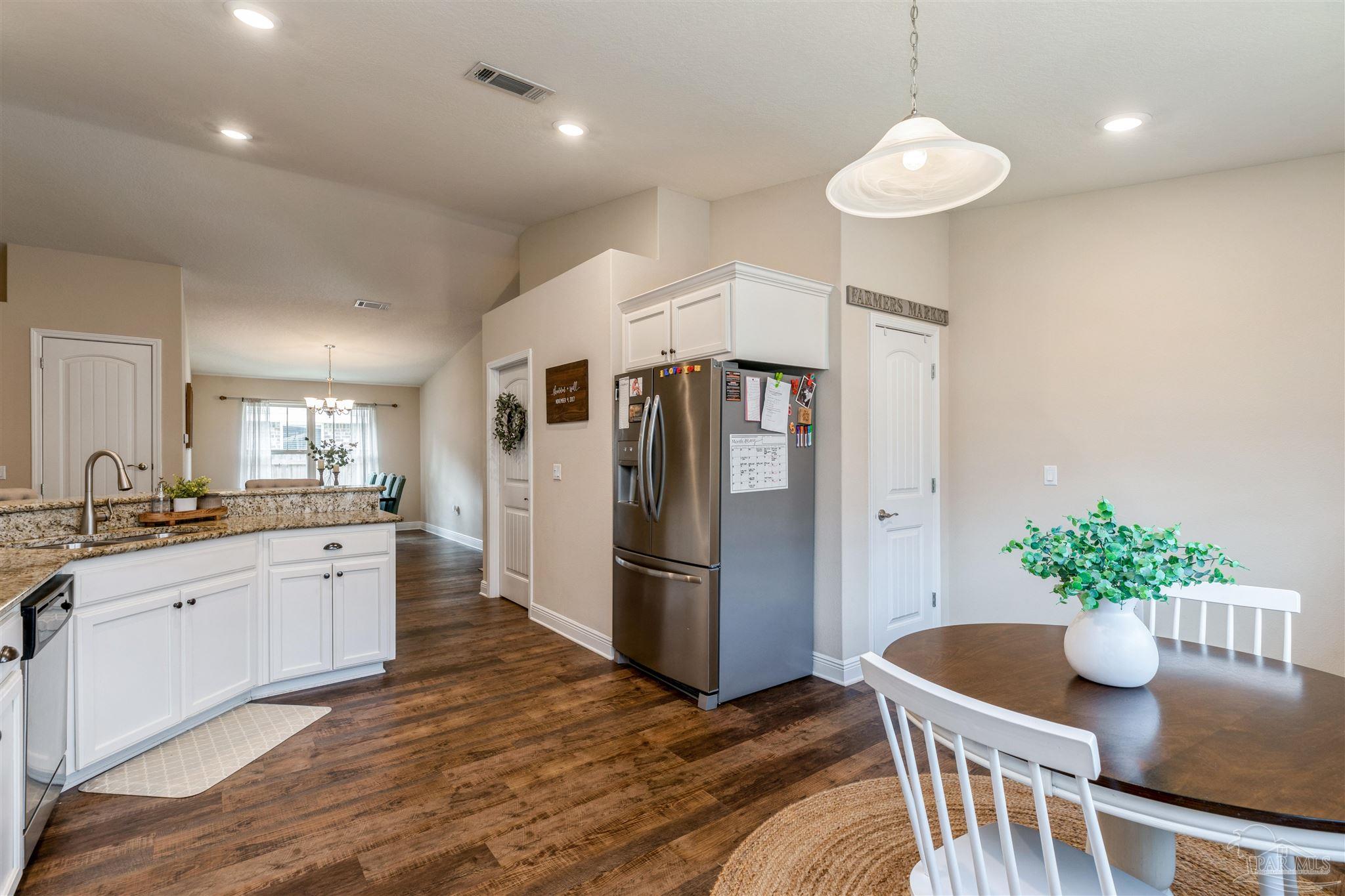 2084 Bergren Road Gulf Breeze, FL 32563 - Photo 15 of 35 Gallery Image 15