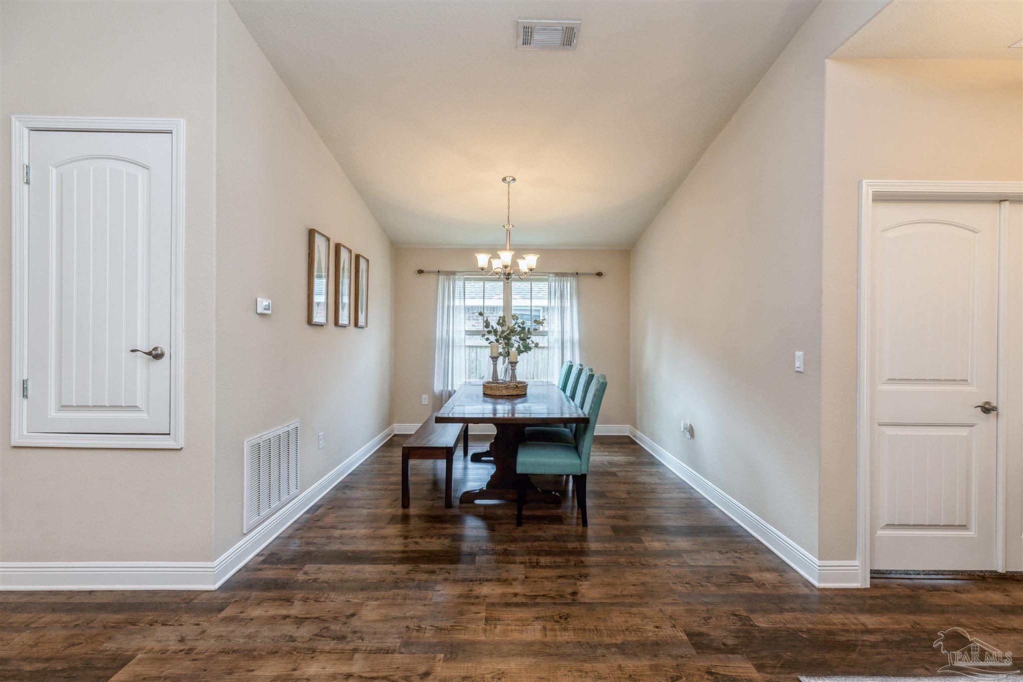 2084 Bergren Road Gulf Breeze, FL 32563 - Photo 10 of 35 Gallery Image 10
