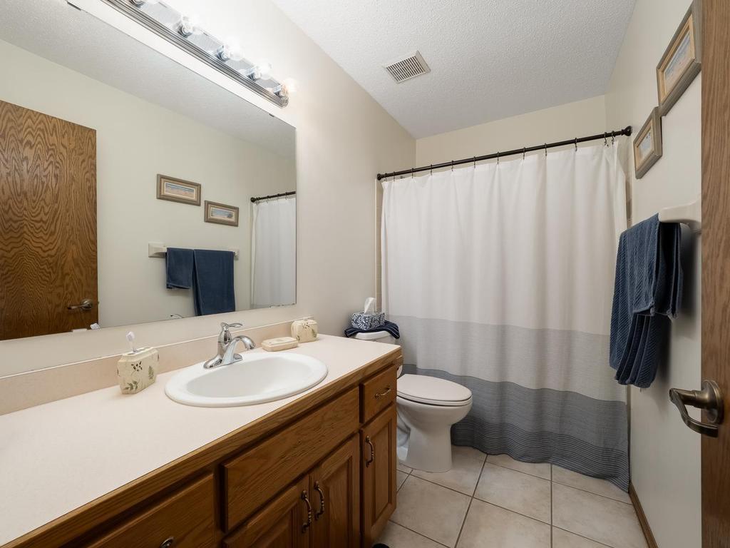 11135 Drake Street Northwest Coon Rapids, MN 55433 - Photo 14 of 17