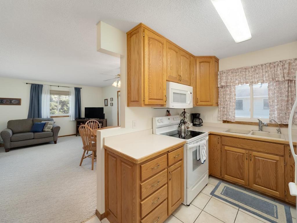 11135 Drake Street Northwest Coon Rapids, MN 55433 - Photo 9 of 17