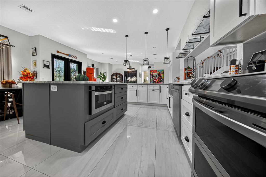 2211 Northeast 43rd Street Lighthouse Point, FL 33064 - Photo 16 of 44