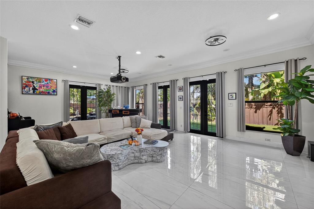 2211 Northeast 43rd Street Lighthouse Point, FL 33064 - Photo 18 of 44