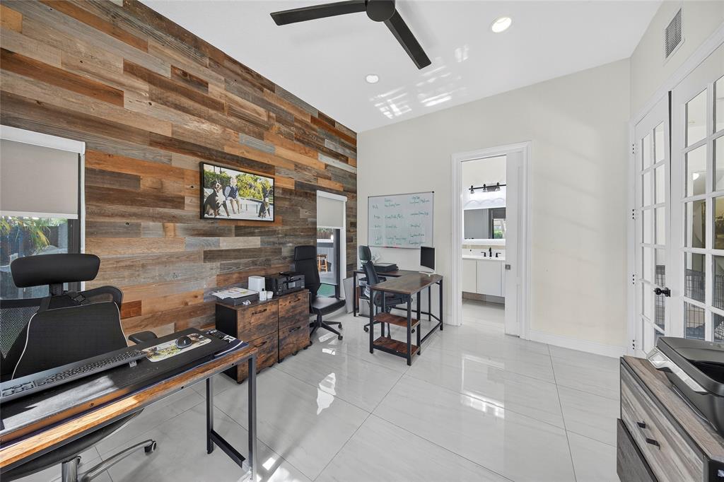 2211 Northeast 43rd Street Lighthouse Point, FL 33064 - Photo 20 of 44