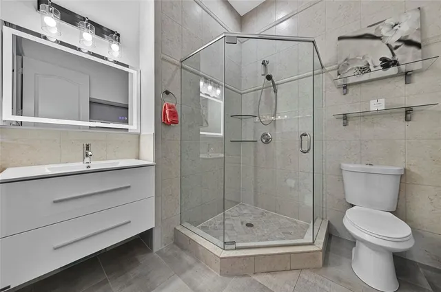 $10,500 | 2211 Northeast 43rd Street, Lighthouse Point, FL 33064