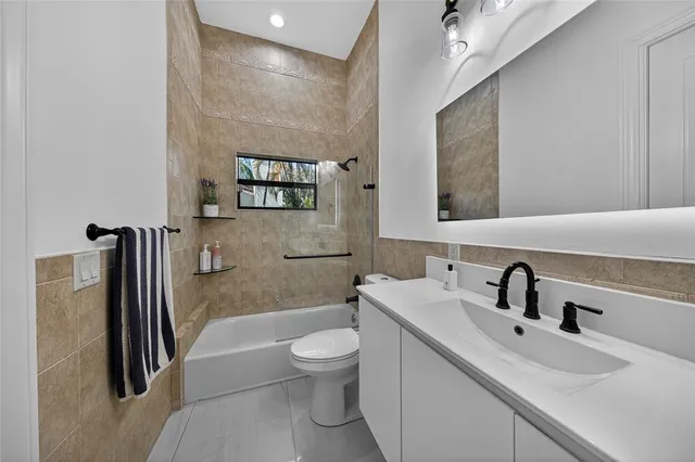 $11,000 | 2211 Northeast 43rd Street, Lighthouse Point, FL 33064