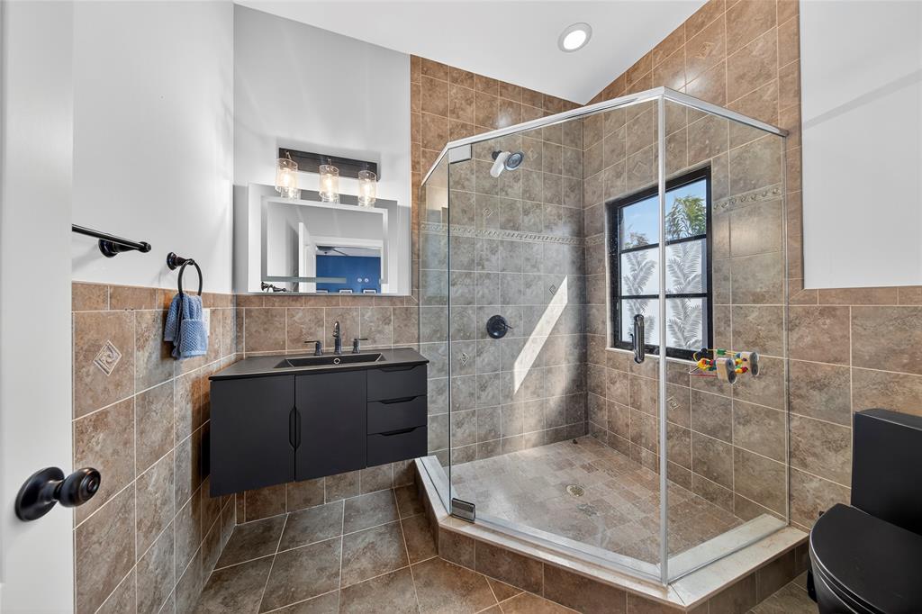 2211 Northeast 43rd Street Lighthouse Point, FL 33064 - Photo 31 of 44